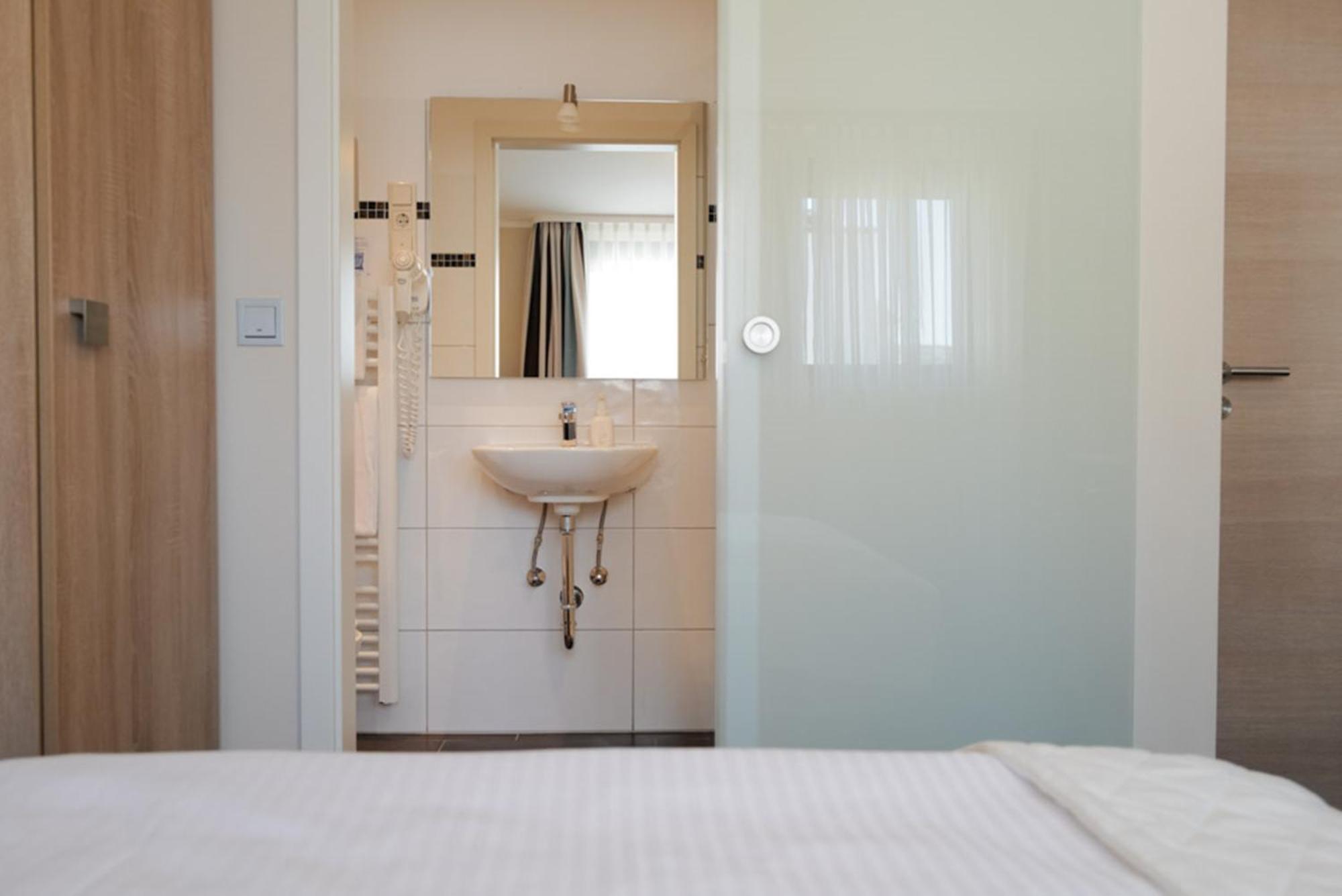 Hotel Trapp Rüdesheim am Rhein Szoba fotó